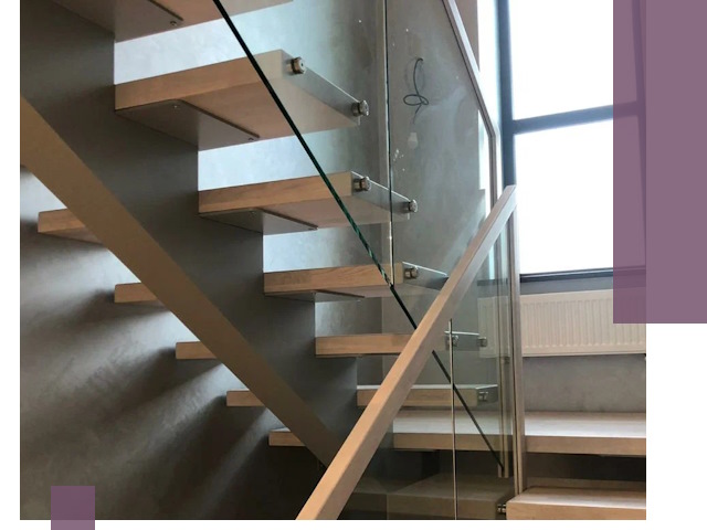 Изготовление лестниц на монокосоуре в Алейске с монтажом и гарантией