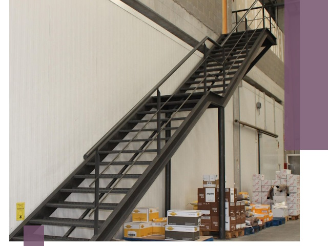 Лестницы для производства в Алейске — изготовление и монтаж