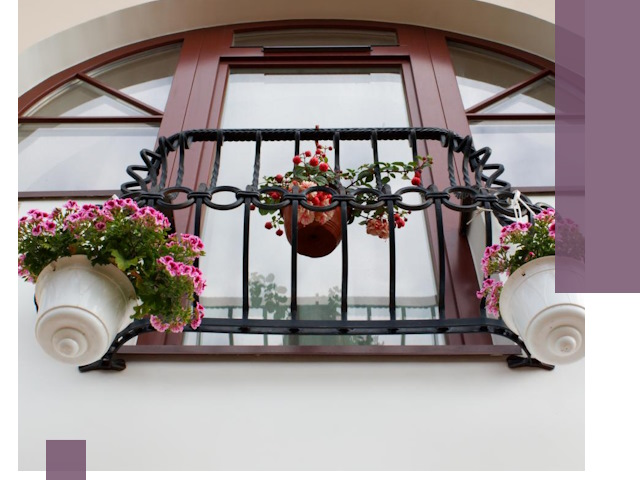 Изготовление и монтаж французских балконов в Алейске