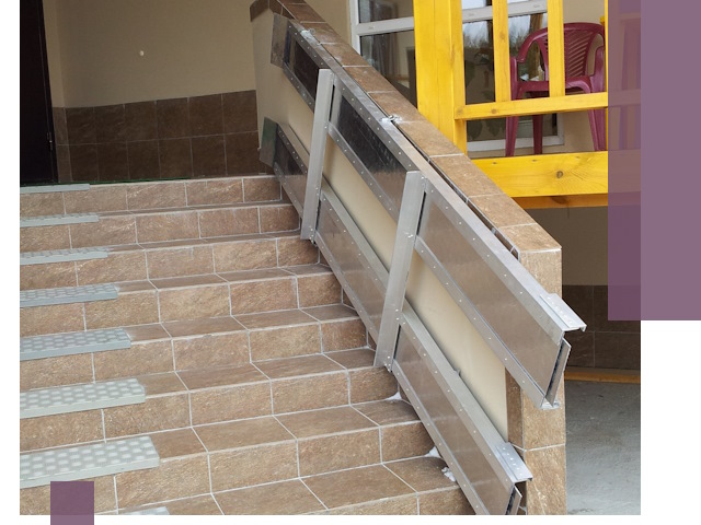 Откидные пандусы под ключ в Алейске — монтаж и демонтаж