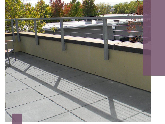 Металлические парапеты под ключ в Алейске: монтаж и изготовление